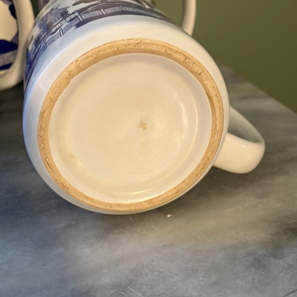 Blue Willow Pagoda Set - Picture 6 of 10